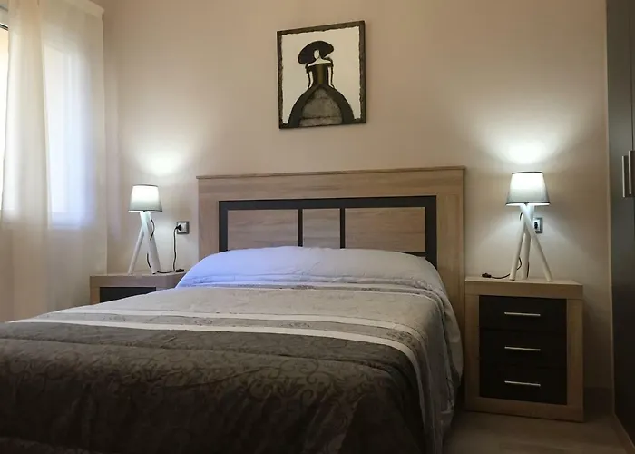 Calle Huertas Nº 17 - 1º * לוגו